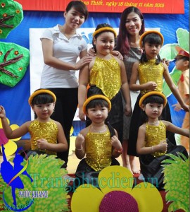 Áo yếm váy mầm non may tại Phúc Khang